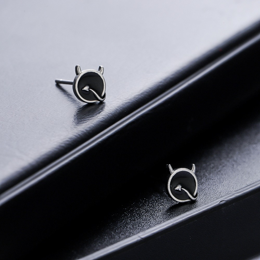 1 paio di orecchini alla moda, - Body Jewelry High End recensione e prezzo