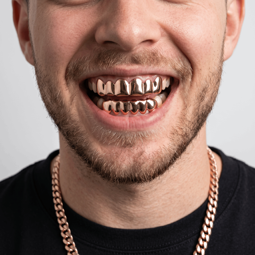 Nuovo Set di Grillz Dentali Su - Body Jewelry Unique recensione e prezzo