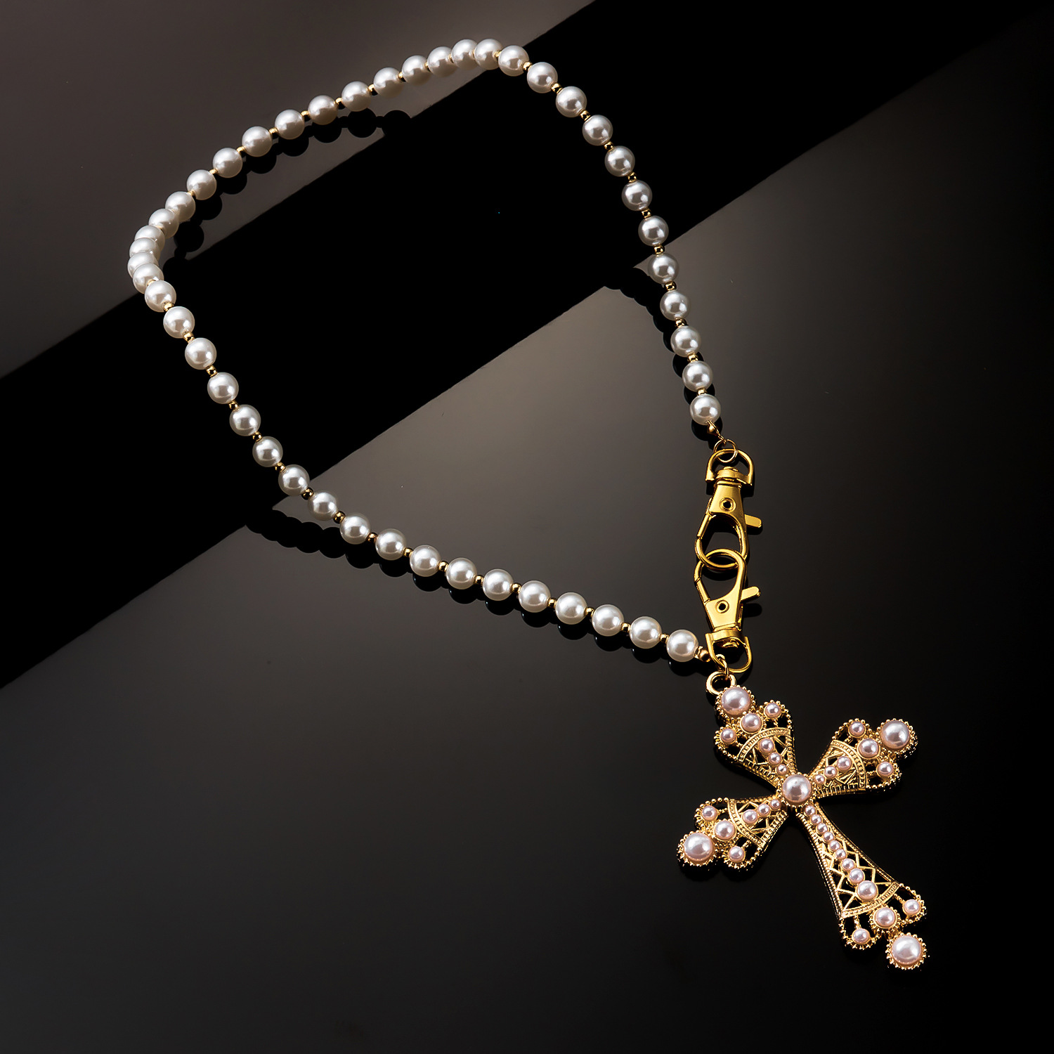 Catena di Perle con Piccoli Fi - Body Jewelry High End recensione e prezzo