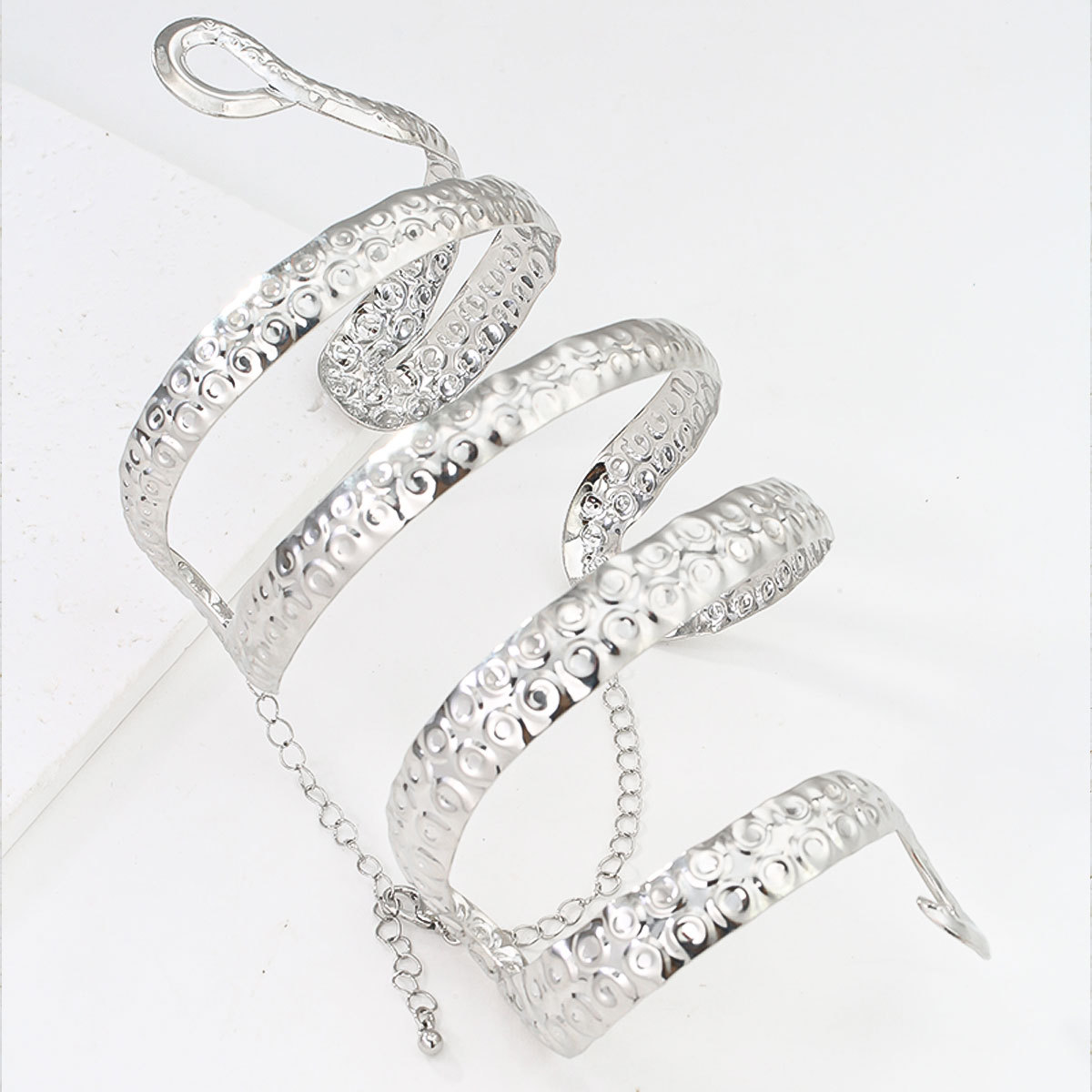 Polsino da braccio a forma di  - Body Jewelry High End recensione e prezzo
